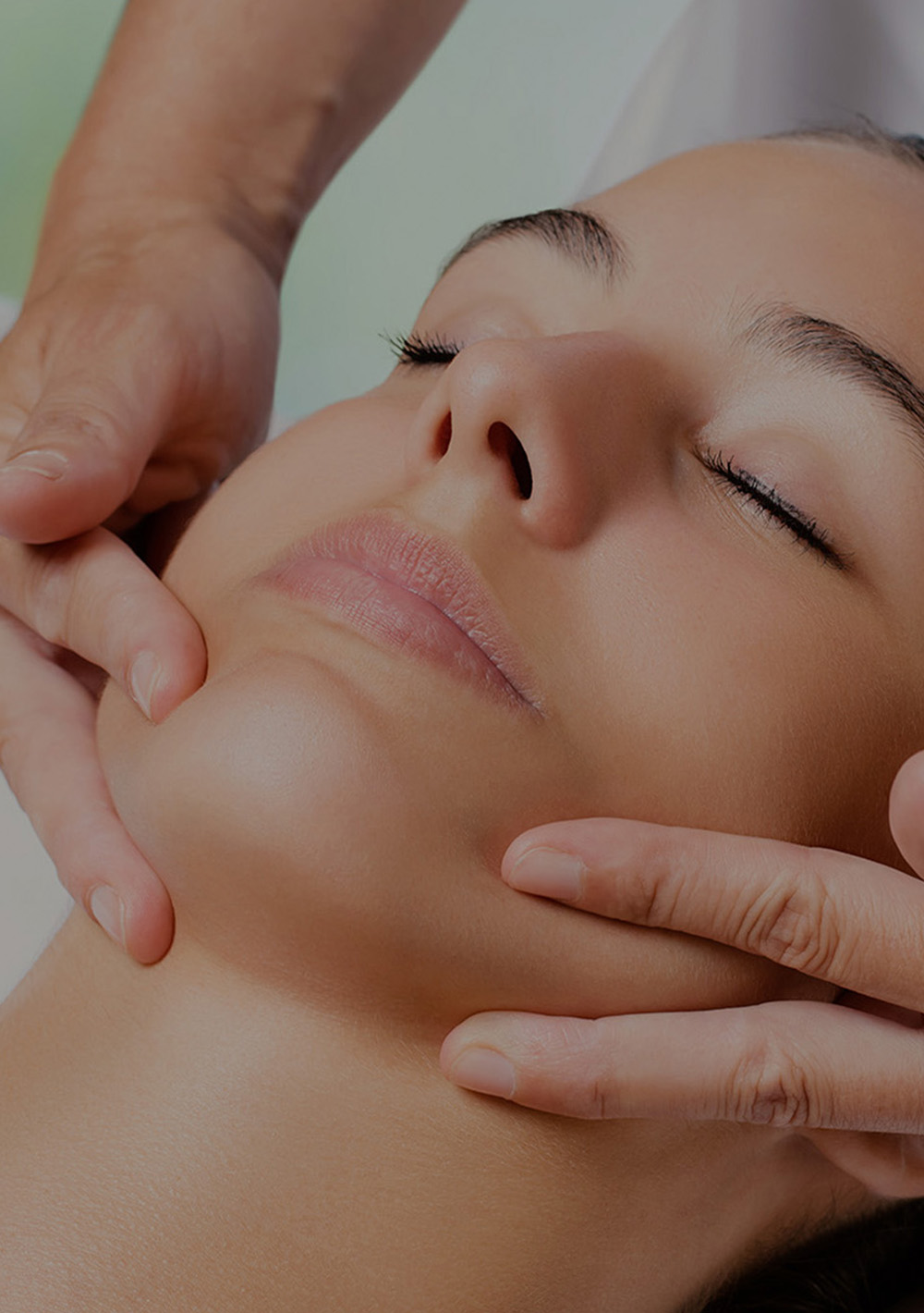 https://permanentmakeupandskinclinic.com/wp-content/uploads/2024/04/treatment-page-face-sculpting-treatment.jpg
